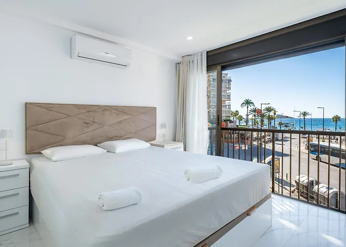 La Torre 3-1 Levante アパート